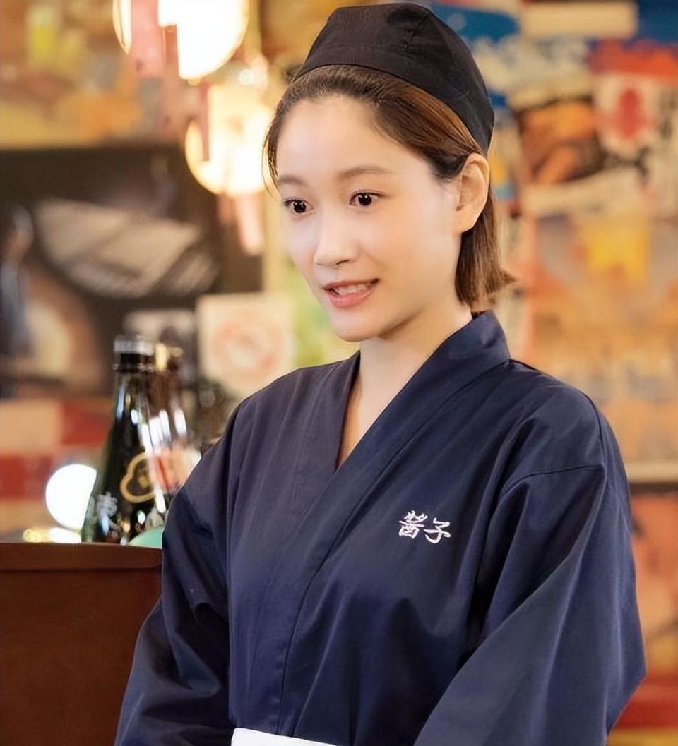 啜妮:父亲是一级演员,被陈道明赏识,如今33岁却不想红