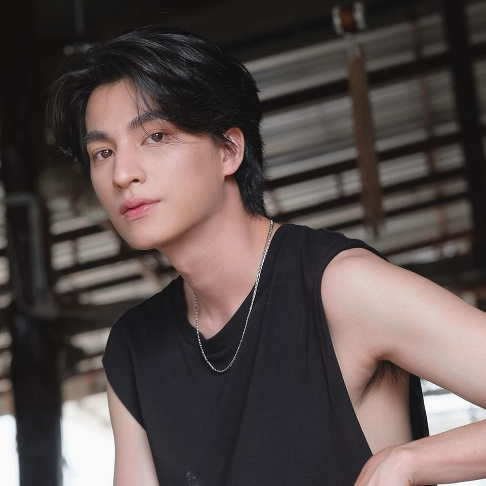 泰星gulf泼水节向4家医院捐款16万!_腾讯新闻