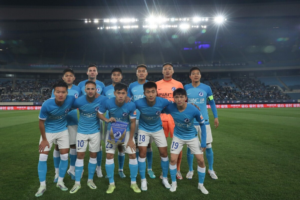 球员为32-库迪热提,3-赵佳楠,13-王耀鹏,16-刘乐,33-宋志伟,35-王禹