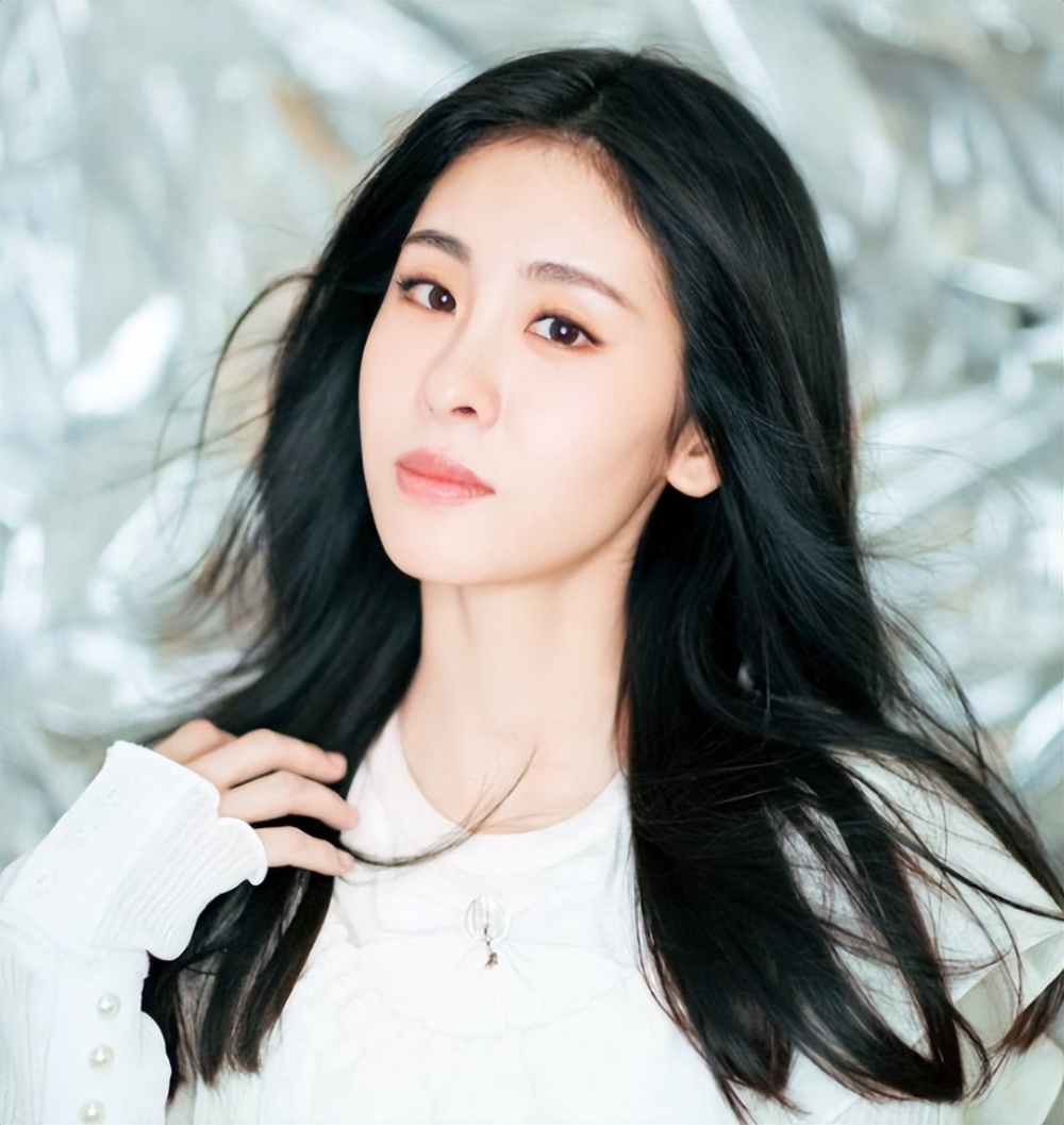 传华晨宇曾两次带孩子做亲子鉴定,网友:这是多不信任张碧晨啊?