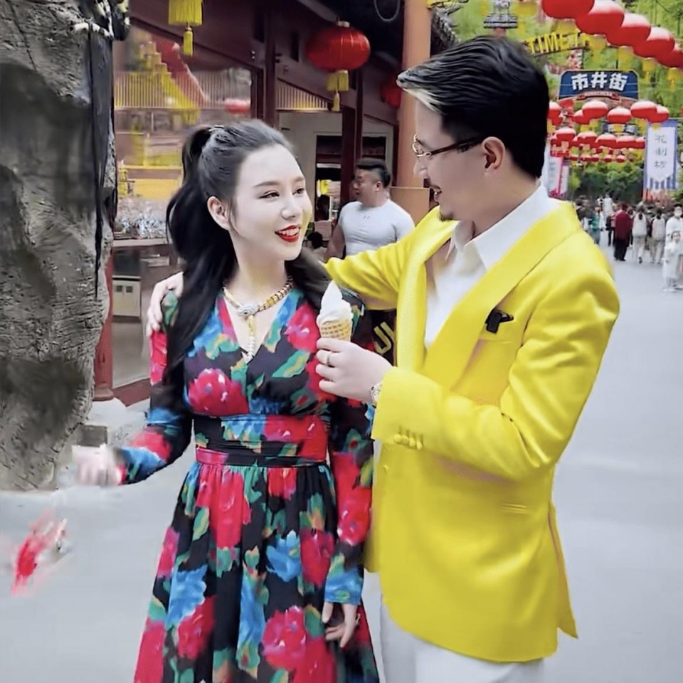 曝网红国岳夫妇商务睡品牌方,后者已拉群维权,受害者很多_腾讯新闻