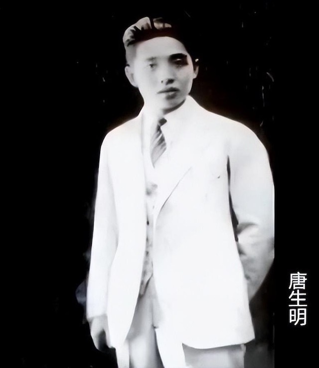 搜狐：2024新澳今晚資料生肖表陳賡介紹國(guó)軍中將：這是我兄弟！主席反問(wèn)：你知道他是我什么人嗎
