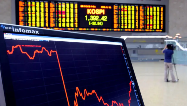 韩国惨烈去杠杆：KOSPI单周暴跌17%，强制平仓浪潮席卷散户