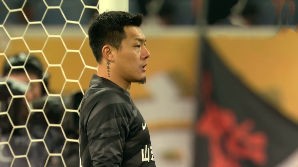 二队打硬仗泰山高中锋后继有人比郭田雨强新蒿俊闵明年上1队