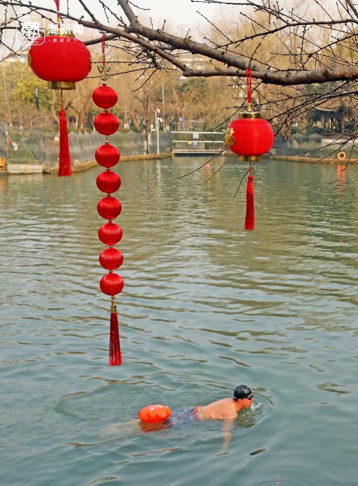 健康冬泳辞旧迎新