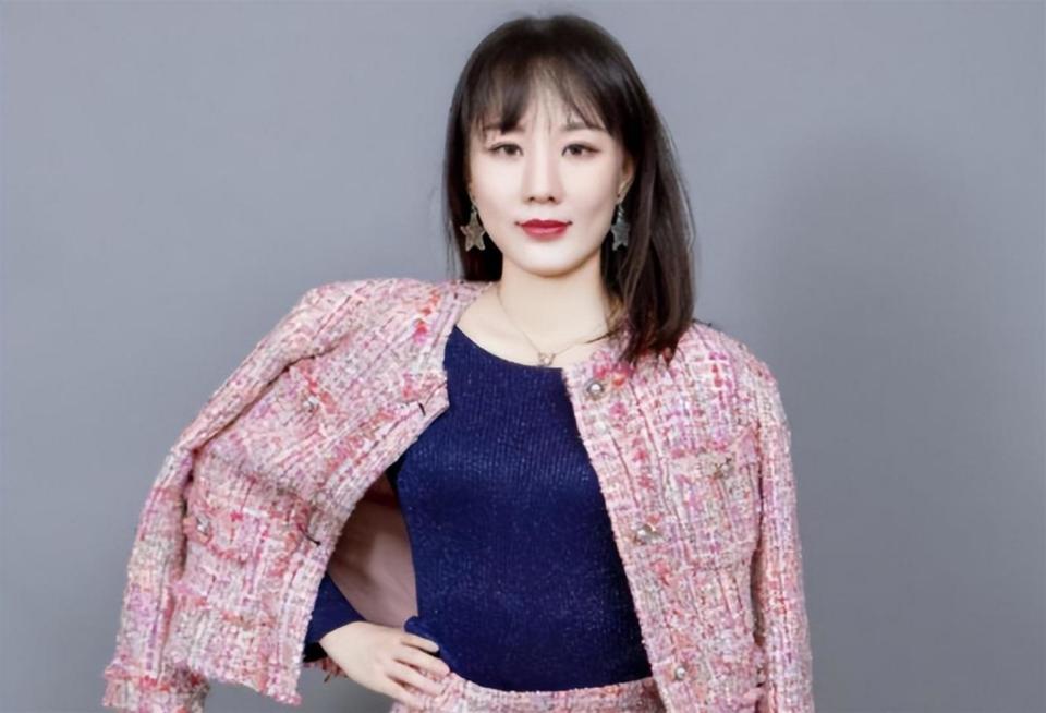 9年前，扬言非5000万富豪不嫁的相亲女周兰君，如今嫁人了吗_腾讯新闻