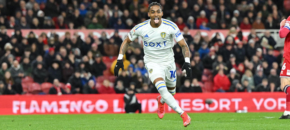 英冠第44轮:利兹联4-3断送米堡升级希望 哈镇0-4崩盘恐下轮降级