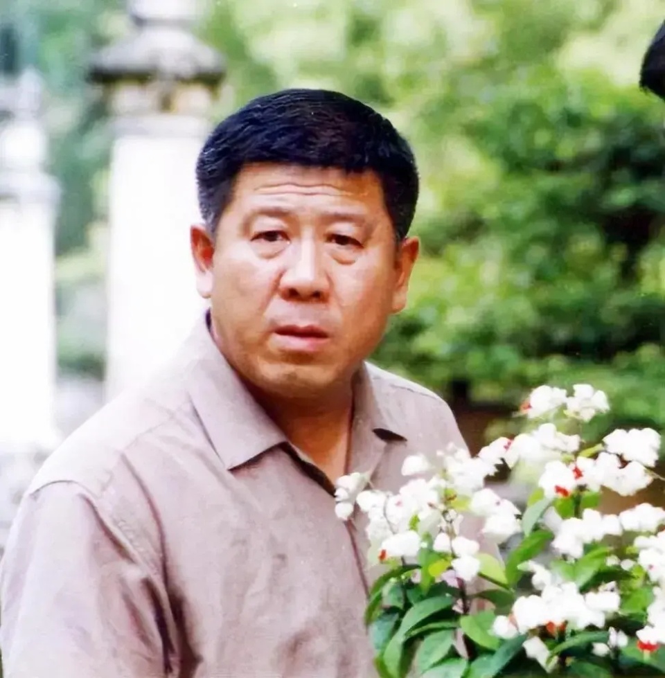 演员程煜:娶导演韩雪松,婚后生一子,家里老婆说了算