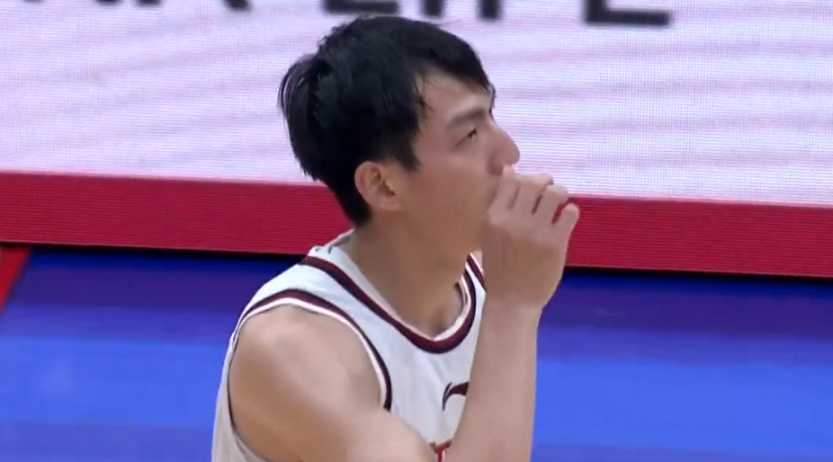 浙江34分大胜送四川20连败吴前10中8轰20分王奕博296创新高