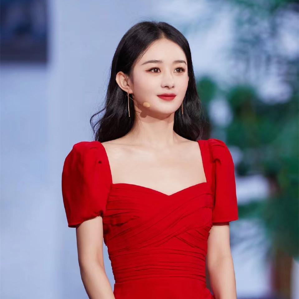 ����ӱ�����Ѿ�35���� ���Ѿ����������Ȧ��Ϯ��һ�������š�