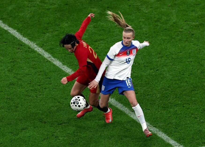 女足5分鐘連丟3球！馬德興開炮：主教練滾蛋，管理者不覺得丟臉嗎 - 