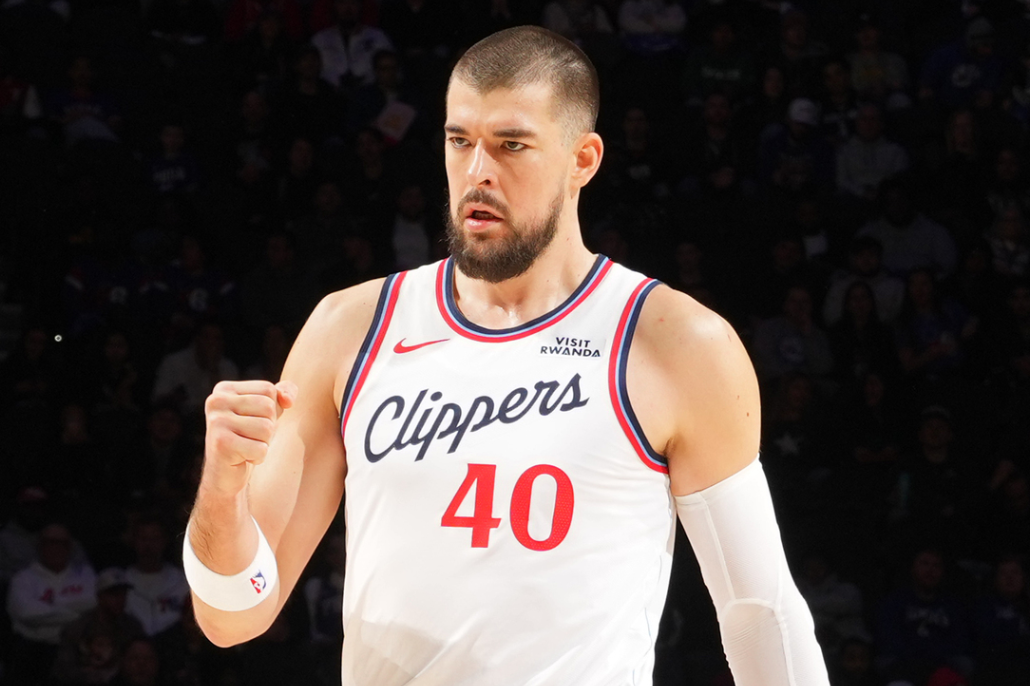 哈登連丟絕殺吞里程悲！76人逆轉勝快船 馬克西39分喬治首秀9中2 - 