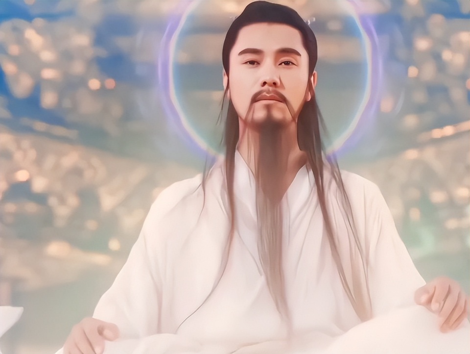 而出演元始天尊,大抵便是他一次新奇的尝试.