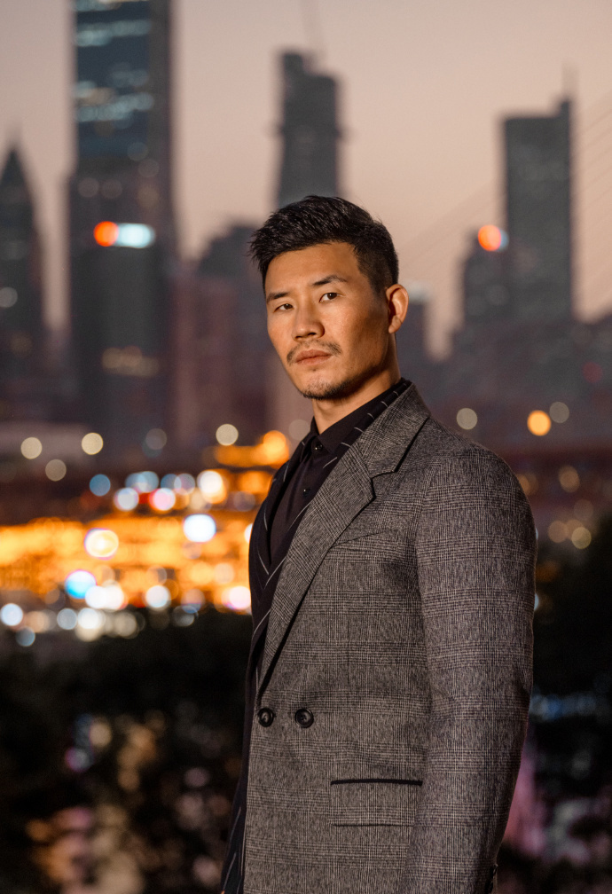 获三级演员职称,却因卖酒败光路人缘,嘎子谢孟伟彻底后悔了!