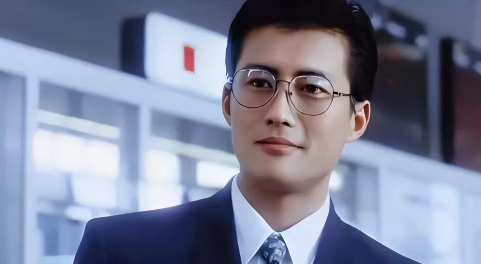 《庆余年》他年轻时真不是一般的帅!怪不得柳姨娘说"老娘乐意"