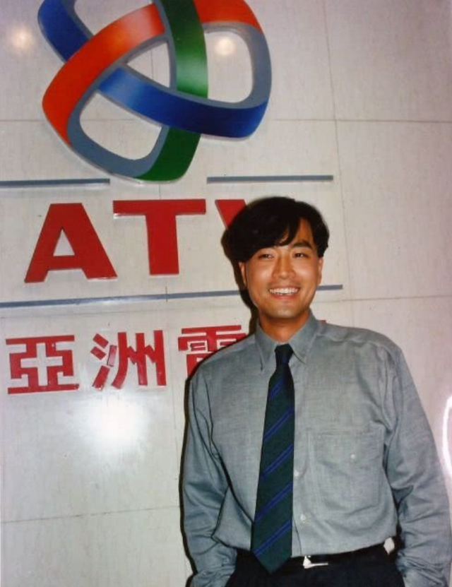 还记得"亚视一哥"陈庭威吗?曾红极一时,他为何失恋后一直单身