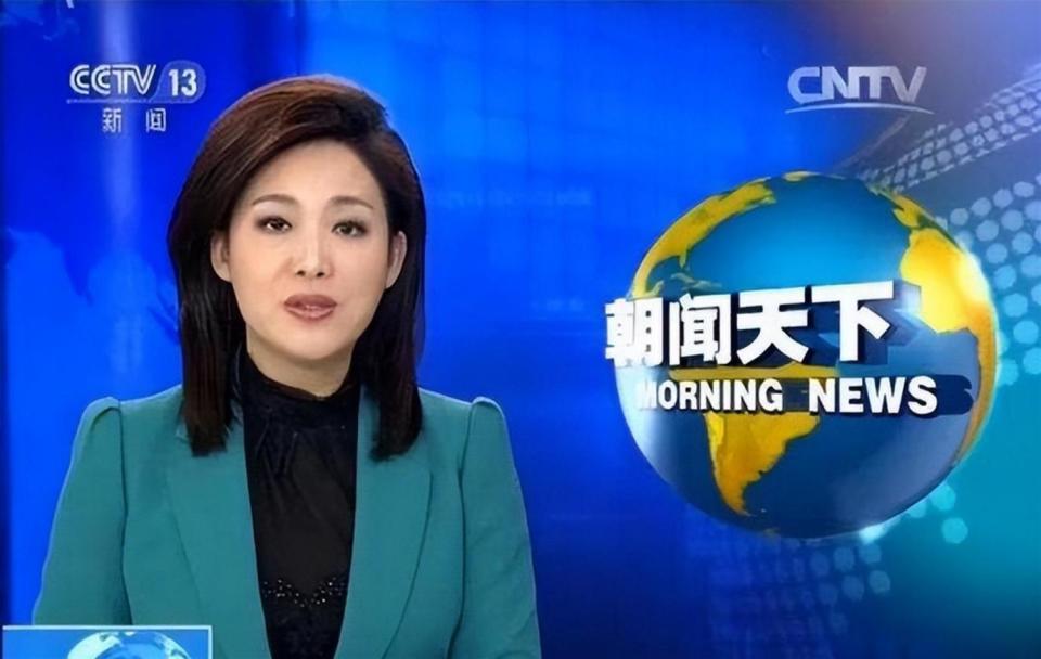 央视主播郑丽：婚后丁克7年不生娃，37岁高龄生女，婆婆激动落泪_腾讯新闻