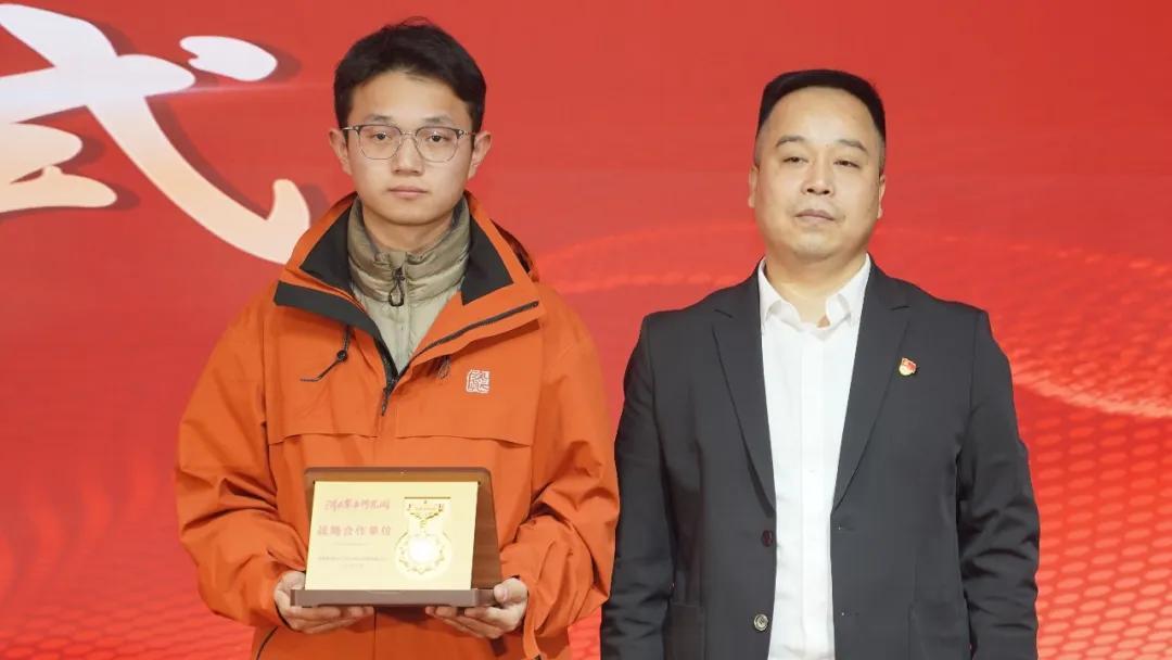 “熱血鑄軍魂 聚力創未來”——渭南軍事博覽園2025年年會暨2026年產品推介會成功舉辦 - 