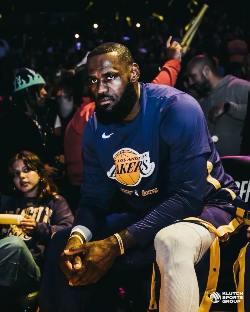 詹姆斯20年已淘汰20队!引用科比经典语录嘲讽灰熊_腾讯新闻