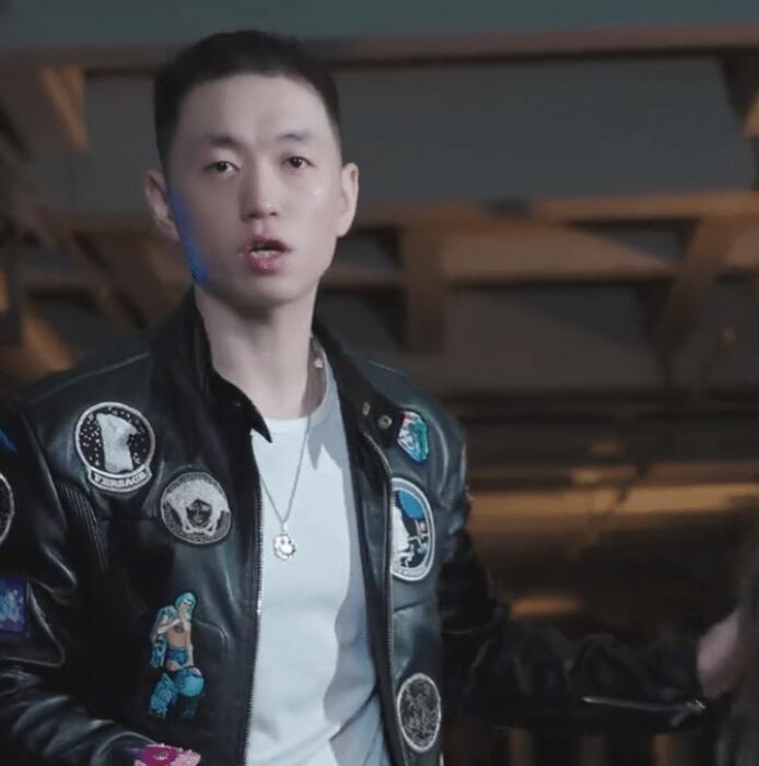 药水哥沉迷健身,逆袭变成肌肉猛男,可以转型当颜值主播了