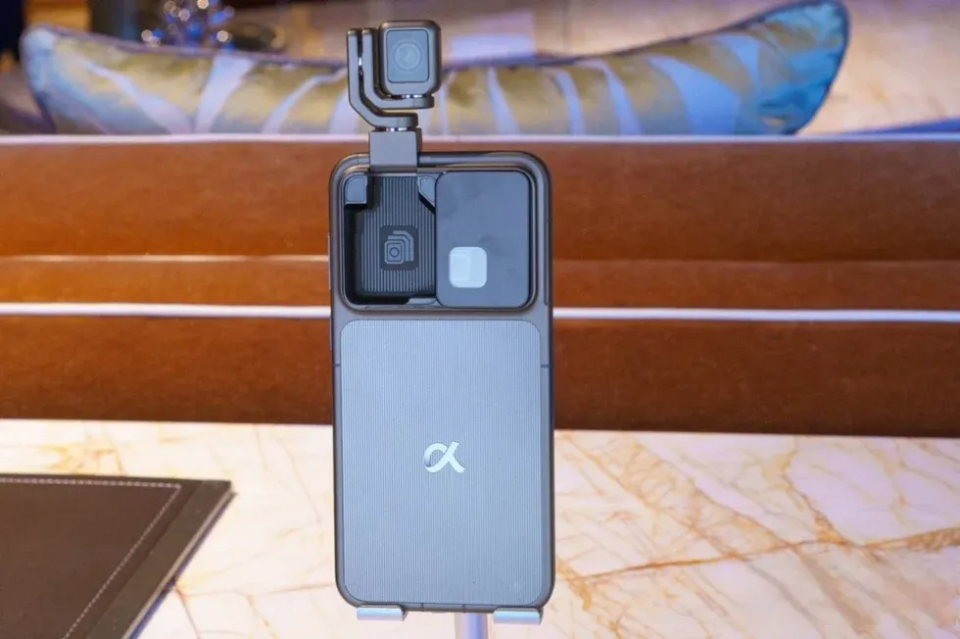 中耳筛查怎么做看遍CES2026：从21个AI硬件，看透AI落地的三个趋势_https://www.jmylbn.com_新闻资讯_第6张