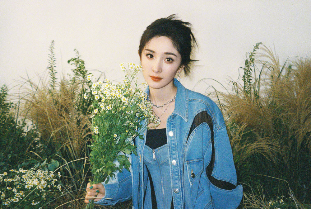 杨幂《生万物》未播先火,阵容雄厚,剧情励志,年代剧又有王炸!