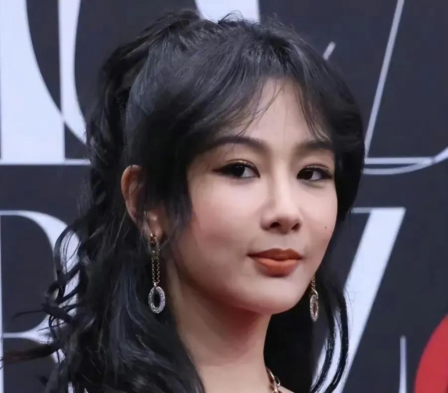 无法展示杨紫美貌!