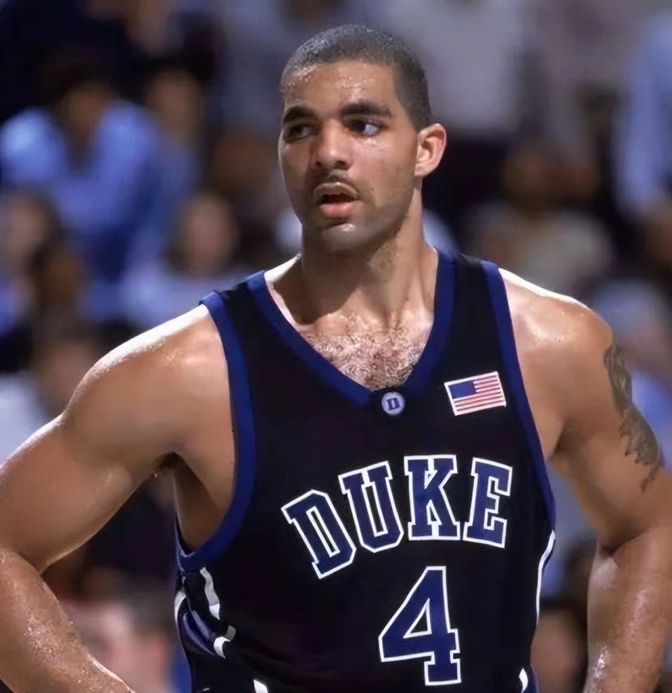 生涯场均169二轮秀励志代表却成反骨仔的布泽尔去哪了