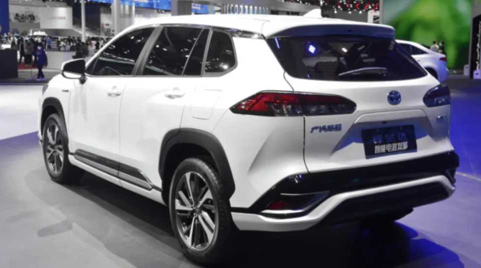 汽车及报价suv 10万图片