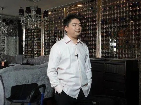 刘强东绝不躺平,却也无力回天