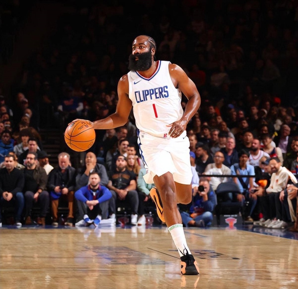 哈登上了贼船逼宫魔咒太玄学火箭魔登就是因为这分崩离析