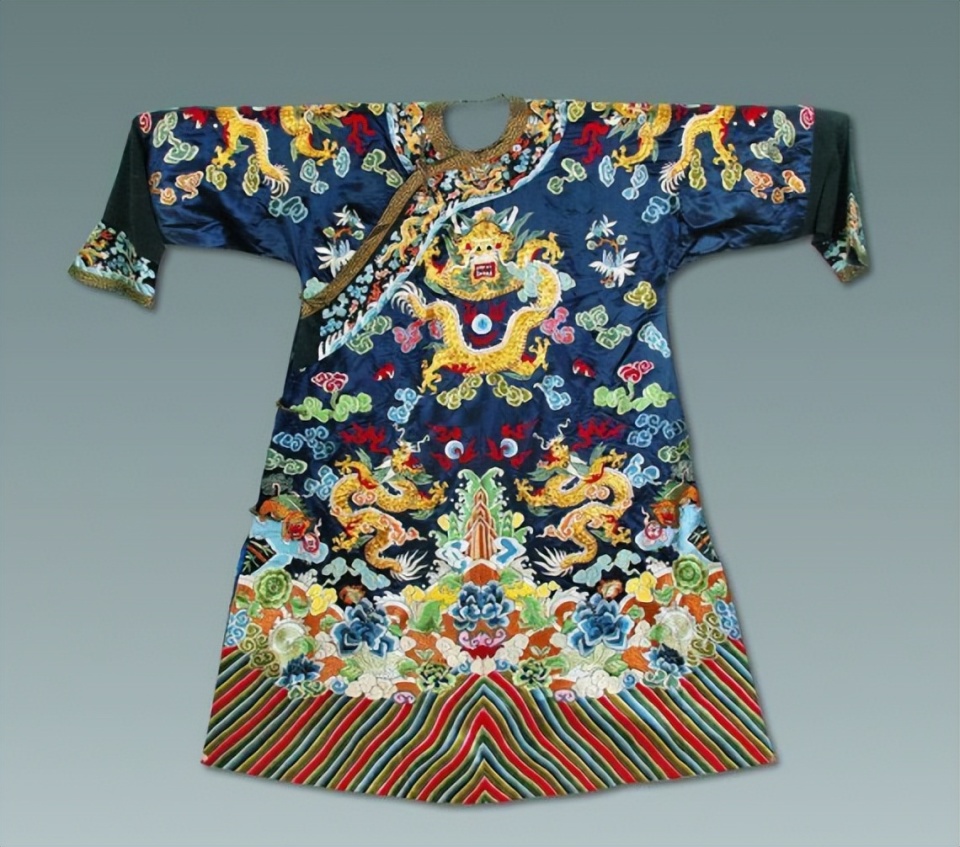 秦始皇没穿过的龙袍你来穿新倩女幽魂龙年战袍正式上线