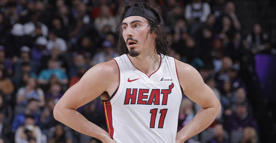 阿德巴约称赞雅克他有远超新秀的成熟度