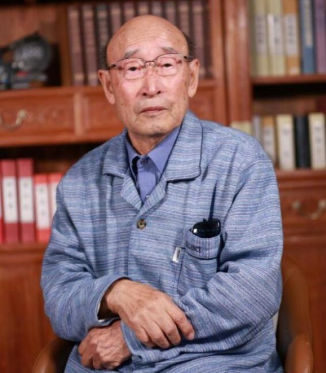 《西游记》造型设计师王希钟去世,六小龄童刘劲悼念,曾荣获金鸡奖