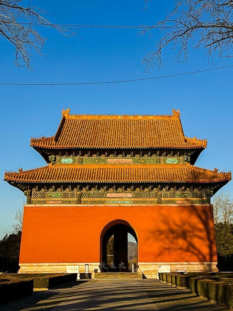 初冬北京明十三陵大红门，长陵神路前的巍峨壮观_腾讯新闻