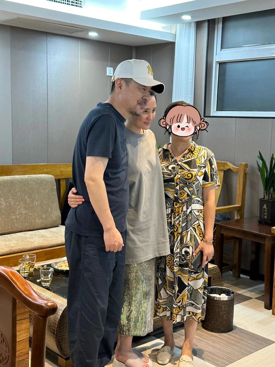 陈建斌和蒋勤勤2006年结婚,2007年生下儿子"小老虎",2018年生下二胎