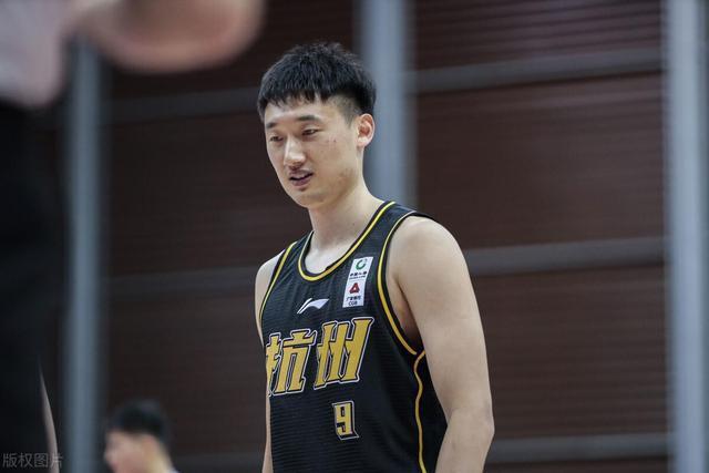 接近退役!李春江之子合同到期,两年出场3次,29岁只剩两条退路