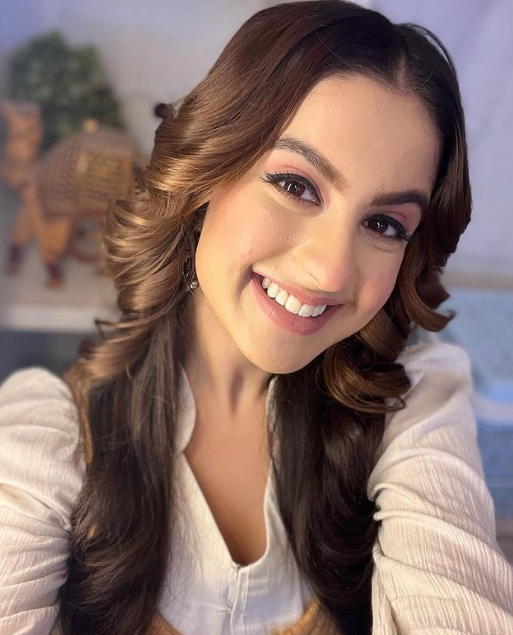 20岁印度女星图尼莎·沙玛在片场自杀,疑已怀孕,同组男主演被控谋杀