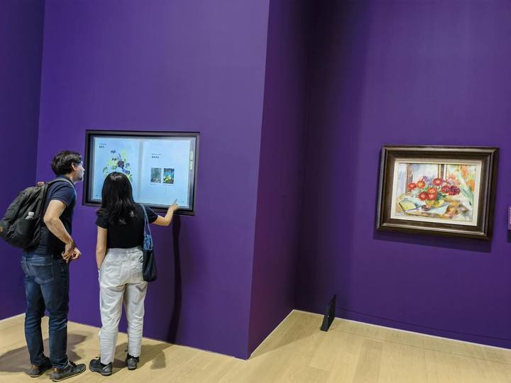 揭示花卉及花卉主题的艺术创作作为跨越中西方时空与文化边界之交流