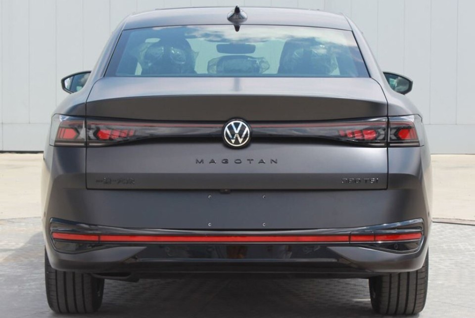 全新一代大众迈腾外形,这不挺帅的吗?_腾讯新闻