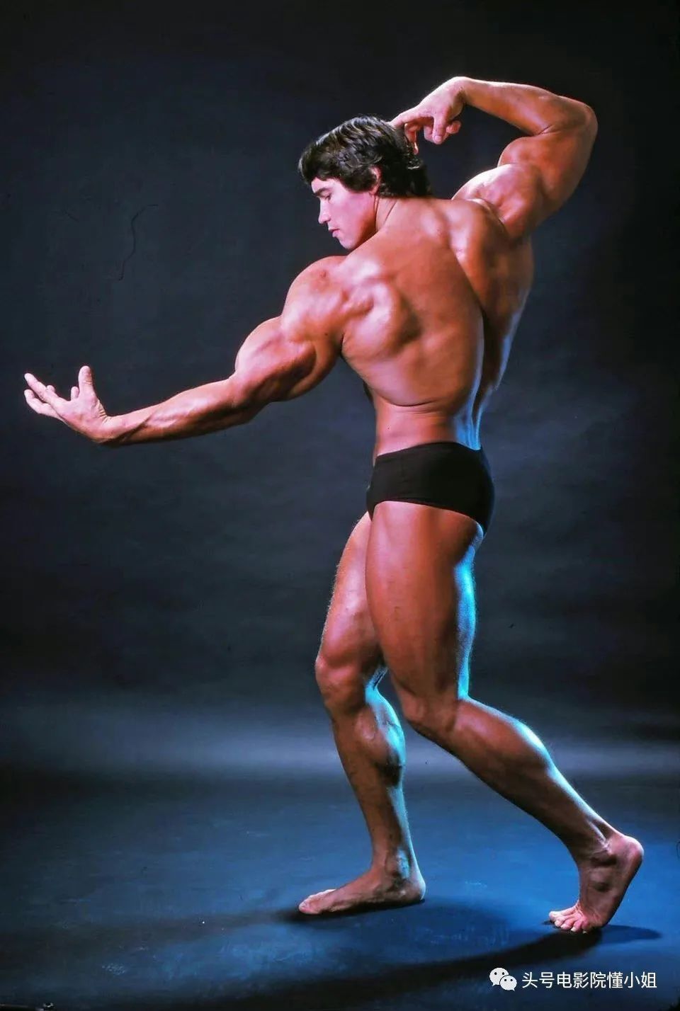 76岁施瓦辛格真变终结者了，装心脏起搏器，之前做过3次心脏手术-腾讯新闻