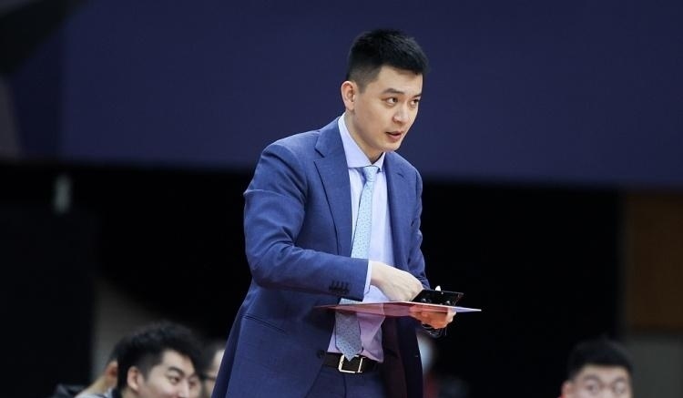 杨鸣回归,广东浙江再交手,张宁越打越有球星相