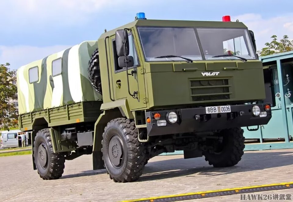 图说:白俄罗斯mzkt-5002 新一代轻型军用卡车 唯一缺点就是太贵