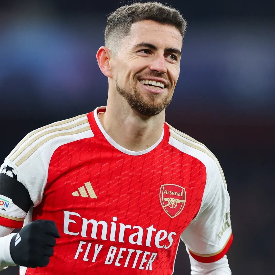 官宣!阿森纳续约若日尼奥,切尔西躺赢,阿尔特塔将再签顶级射手