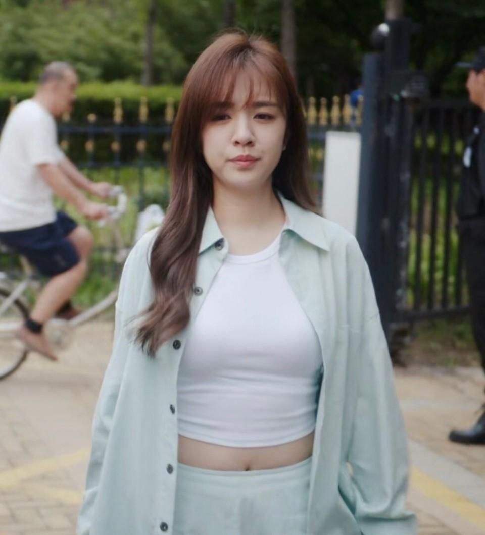 没想到,陈好和王晓晨颜值大跳水,彻底治好了我的"审美焦虑"!_腾讯新闻