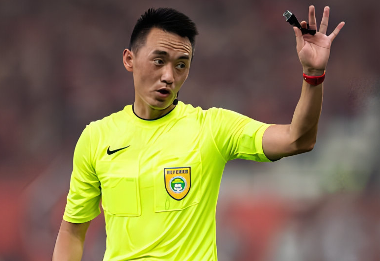 张稀哲遭重罚不合理?媒体人激辩:这次没胡判,为何比韦世豪还重