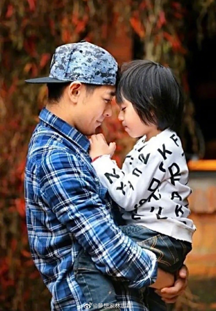 林志颖为大儿子庆生,14岁kimi身高近一米八,长得比爸爸还壮_腾讯新闻