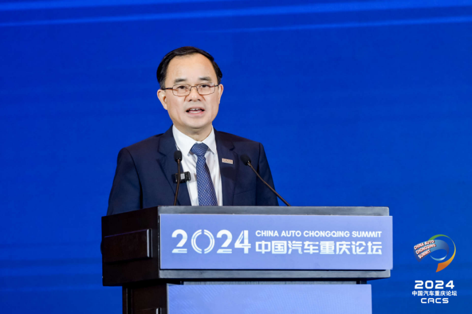 谈及"车圈内卷,油电同权"看长安 上汽 广汽 奔驰汽车大佬怎么说?