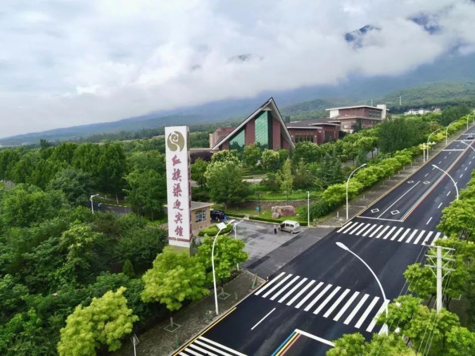 来林州太行大峡谷走出手机小屏幕,拥抱世间大美好