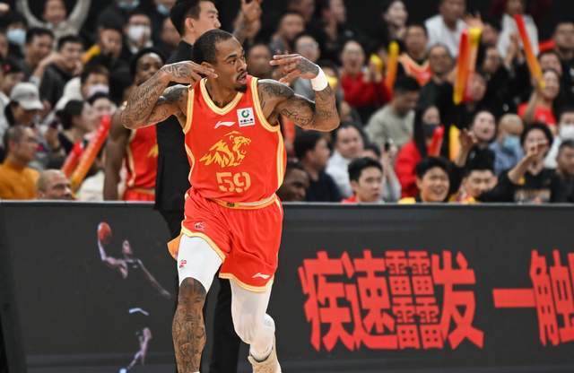 央視拒播！遼寧VS廣廈恐吃敗仗，布朗無法阻擋，楊鳴要面對現實 - 